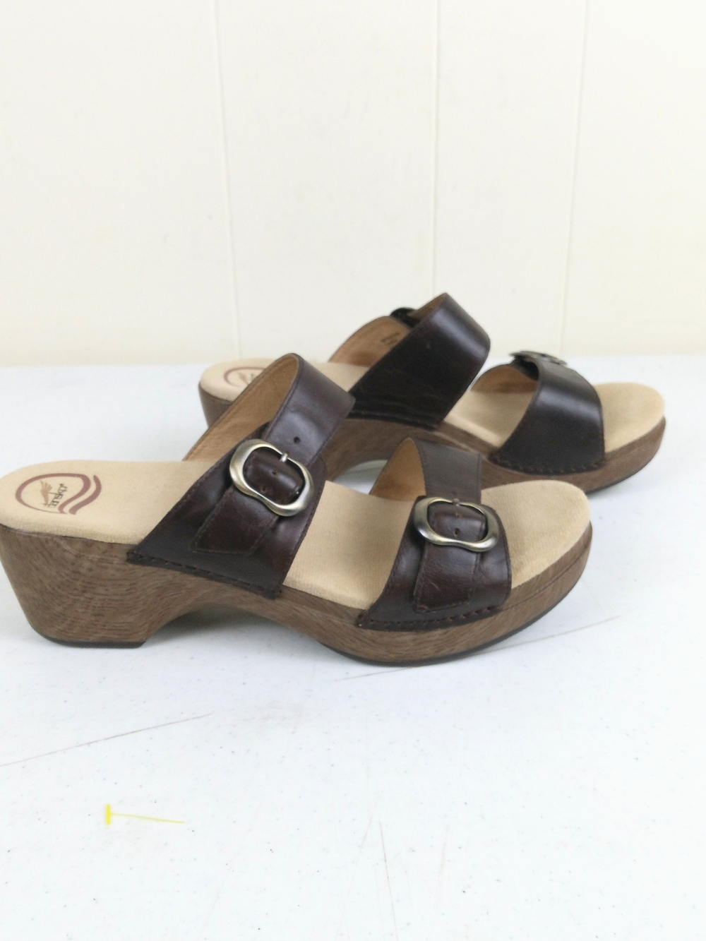 Dansko Sophie Leather Sandals Women 40 US 9.5/10 Brown Slip On Comfort Slides